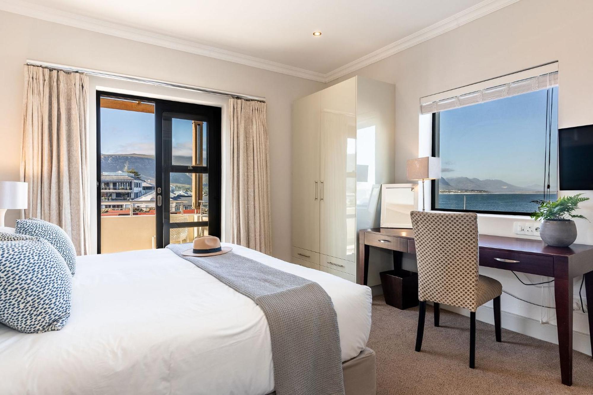 Harbour House Hotel - Harbour Square Hermanus Ruang foto